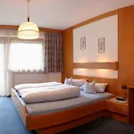 Gaestehaus Wilhelmshof Πανσιόν 3*