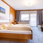 Gaestehaus Wilhelmshof Πανσιόν 3*